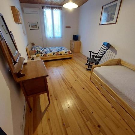 Chambres D'Hotes : Les Maisons De Gaia Tuchan Exteriör bild